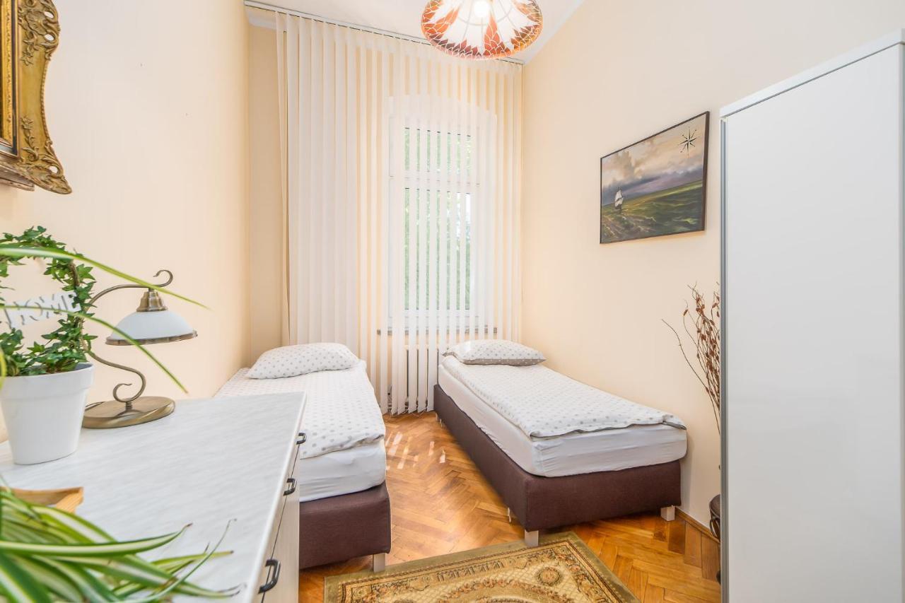 Ferienwohnung Pod Roza Wiatrow Kolberg Exterior foto